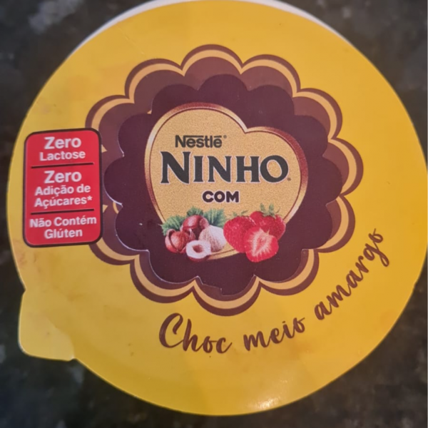 Mini Gelatto Ninho Zero com Morango